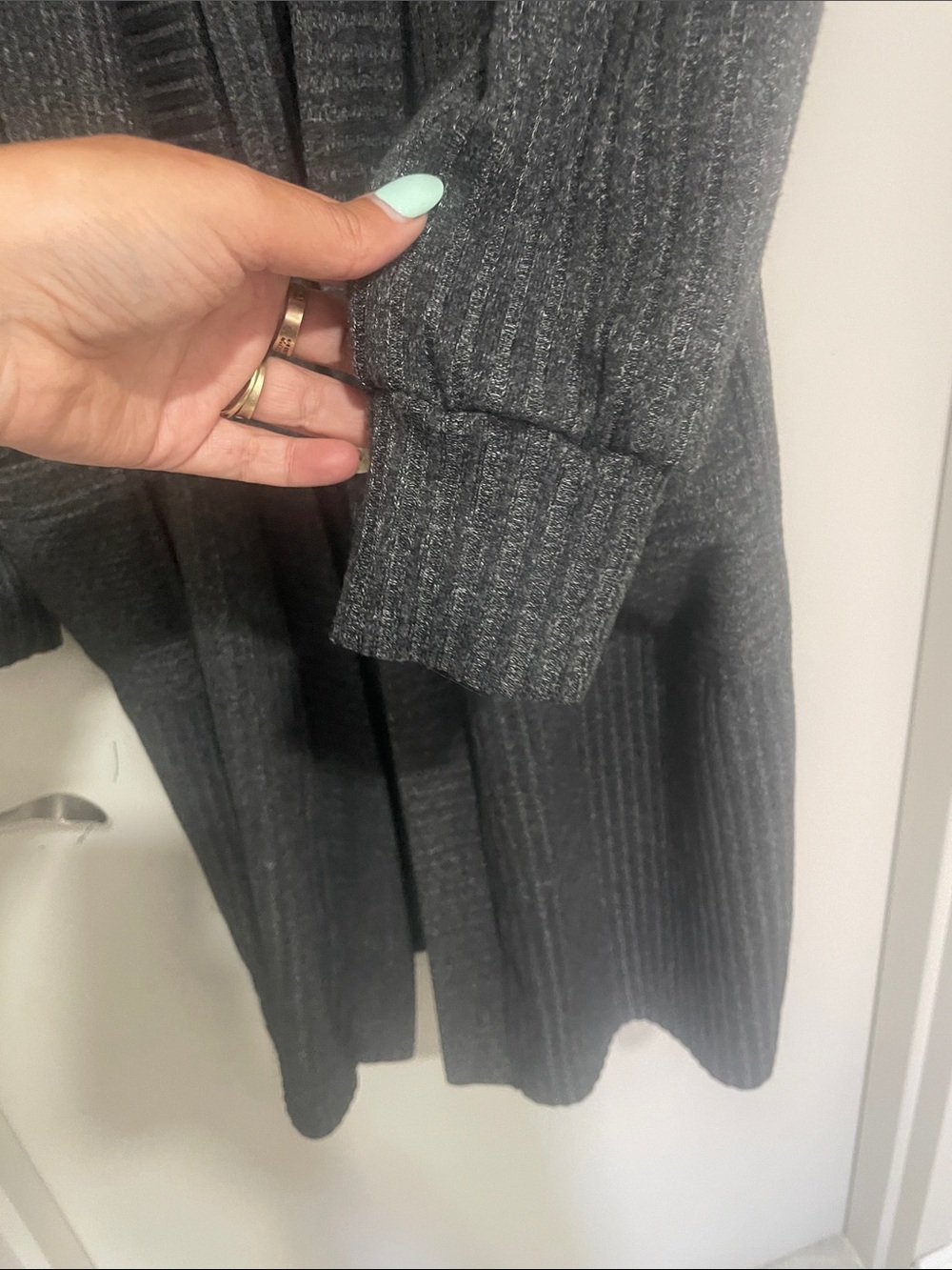 Long Open-Front Charcoal Ribbed Cardigan - Picture 3 of 7